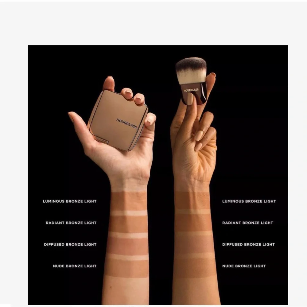 Hourglass Ambient Lighting Bronzer - Radiant Bronze Light